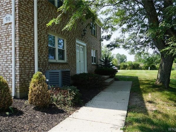 90 Carriage Drive , Unit 8, Orchard Park, NY 14127