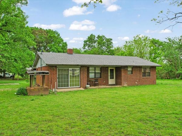206 N 5th Street , Milburn, OK 73450