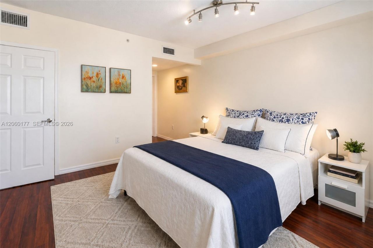 275 NE 18st , Unit 1110, Miami, FL 33132 Photo