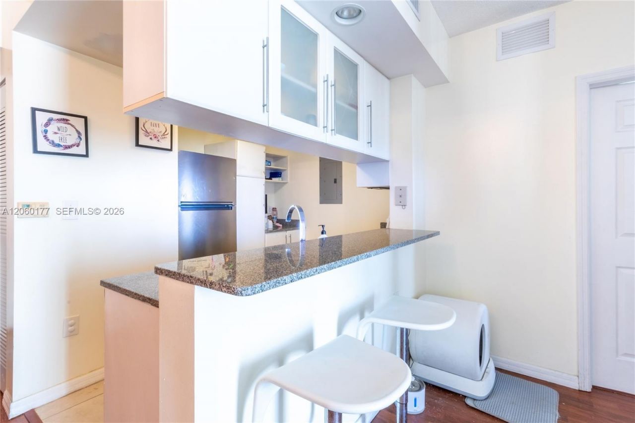 275 NE 18st , Unit 1110, Miami, FL 33132 Photo