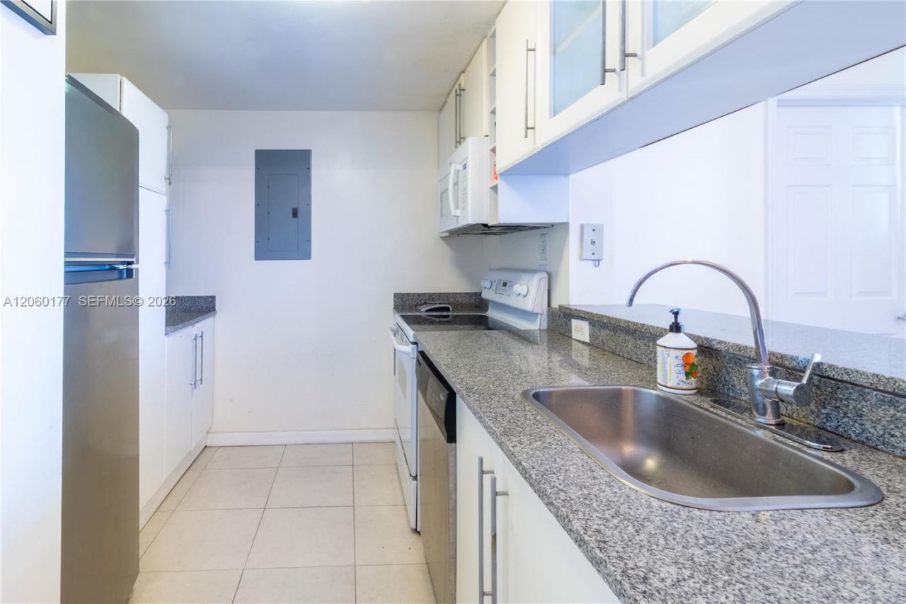 275 NE 18st , Unit 1110, Miami, FL 33132 Photo