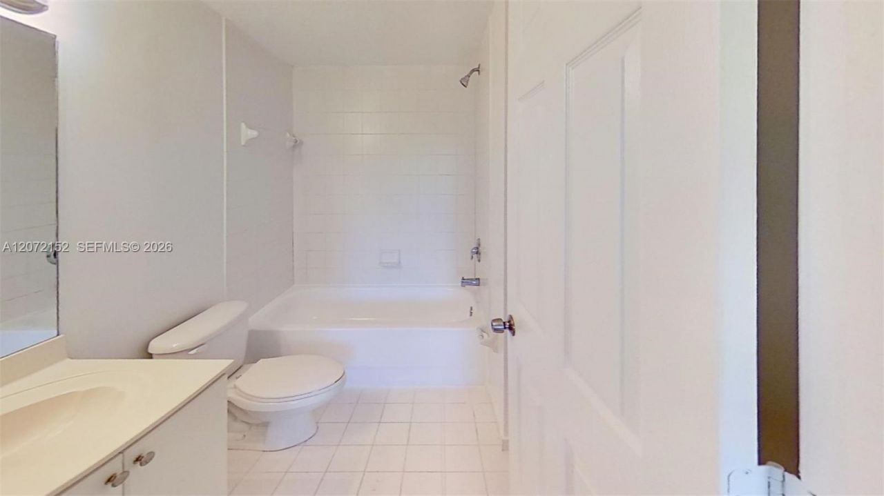 22801 SW 88th Pl , Unit 203, Cutler Bay, FL 33190 Photo