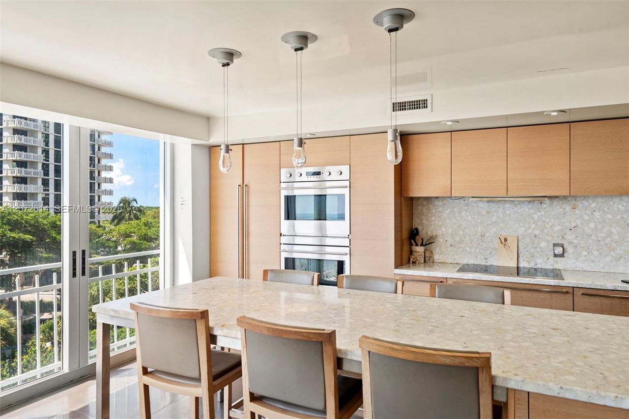 600 Grapetree Dr , Unit 6BS, Key Biscayne, FL 33149 Photo