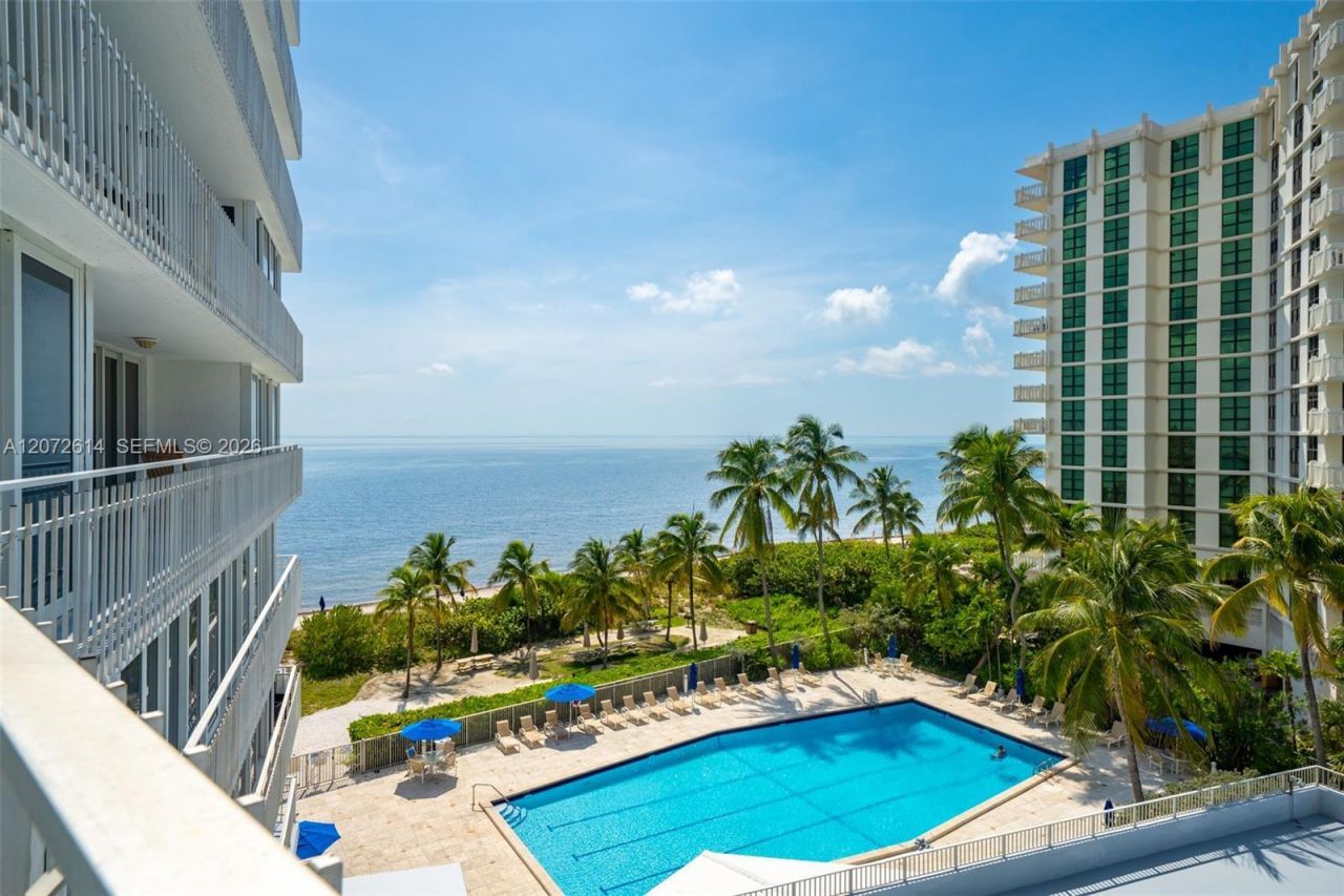 600 Grapetree Dr , Unit 6BS, Key Biscayne, FL 33149 Photo