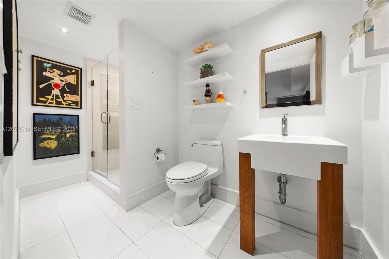 600 Grapetree Dr , Unit 6BS, Key Biscayne, FL 33149 Photo
