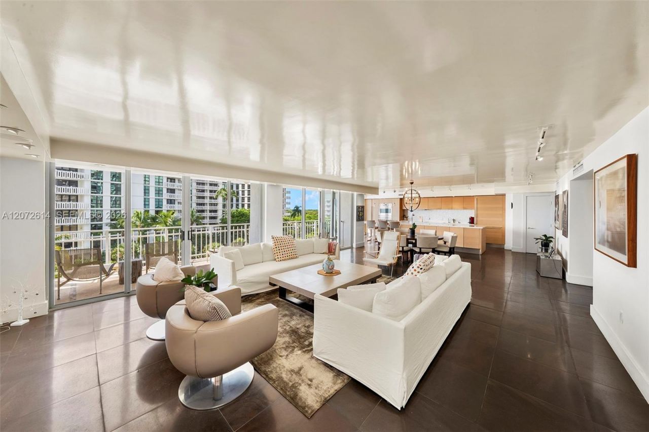 600 Grapetree Dr , Unit 6BS, Key Biscayne, FL 33149 Photo