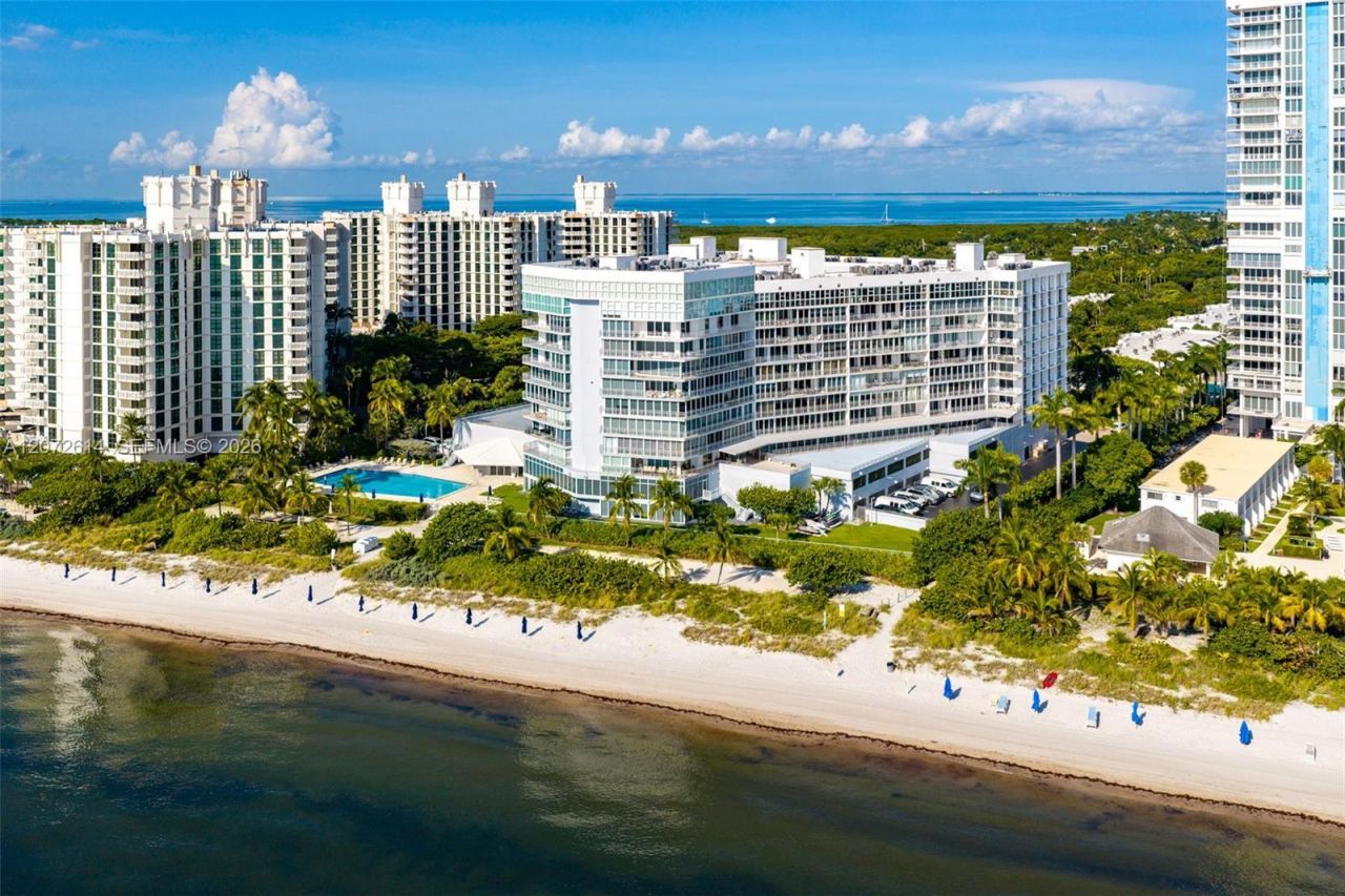 600 Grapetree Dr , Unit 6BS, Key Biscayne, FL 33149 Photo