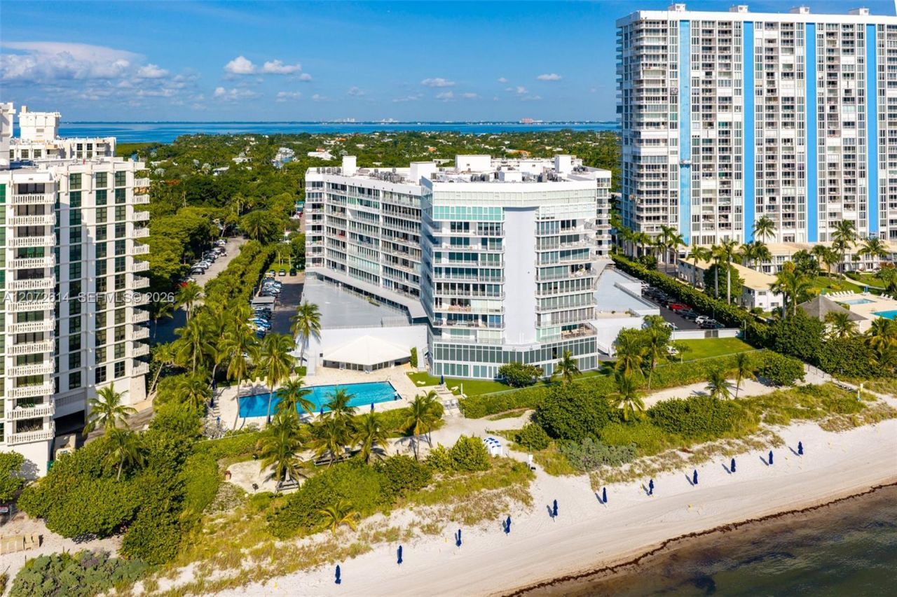 600 Grapetree Dr , Unit 6BS, Key Biscayne, FL 33149 Photo
