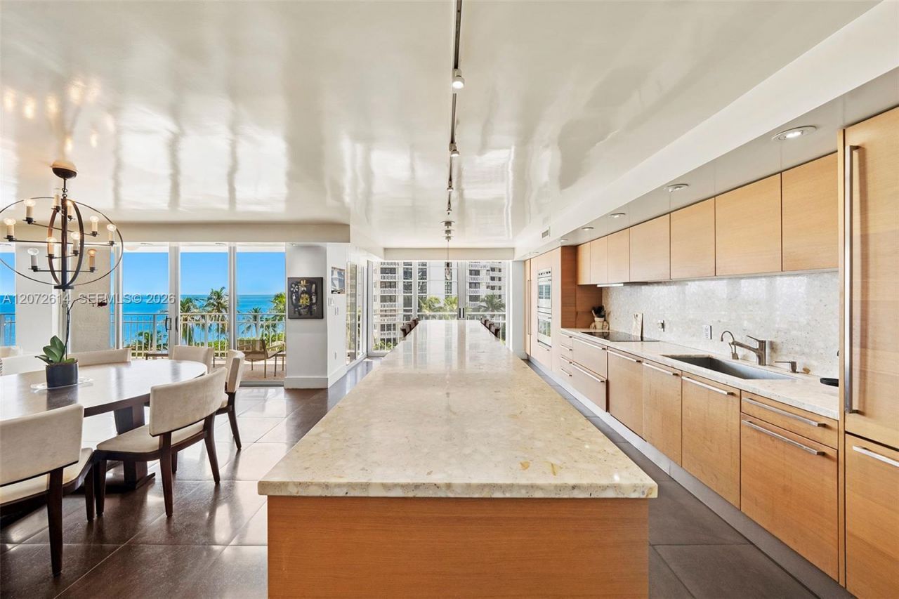 600 Grapetree Dr , Unit 6BS, Key Biscayne, FL 33149 Photo