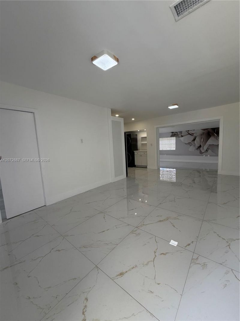 6480 W 13th Ave , Unit NA, Hialeah, FL 33012 Photo