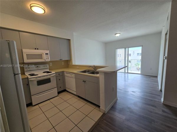 11060 SW 196th St , Unit 413, Cutler Bay, FL 33157
