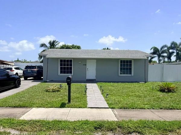 17101 NW 50th Ct , Miami Gardens, FL 33055