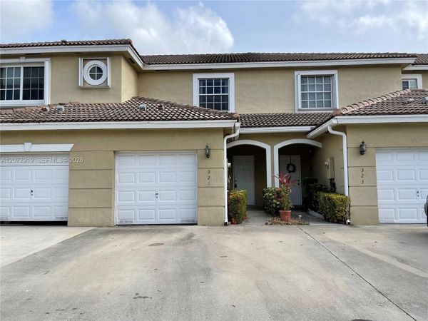 321 SW 120th Ave , Unit 321, Pembroke Pines, FL 33025