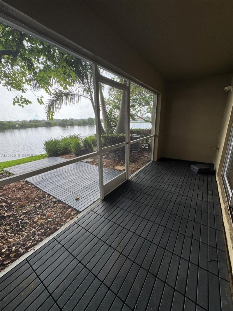 321 SW 120th Ave, Unit 321, Pembroke Pines, FL 33025 Photo