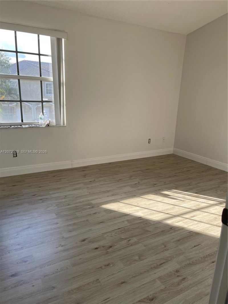 321 SW 120th Ave , Unit 321, Pembroke Pines, FL 33025 Photo