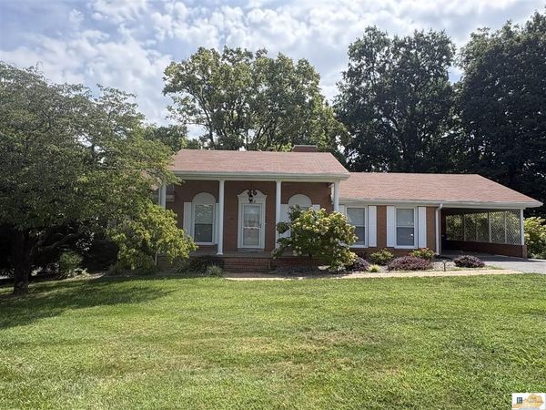 104 Adairland Court , Glasgow, KY 42141