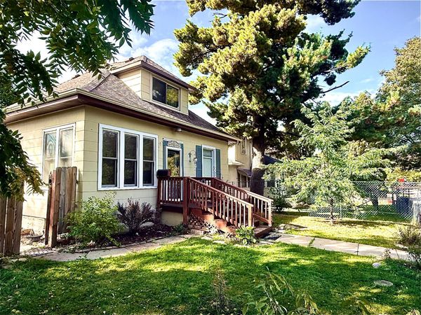3343 Girard Avenue N, Minneapolis, MN 55412