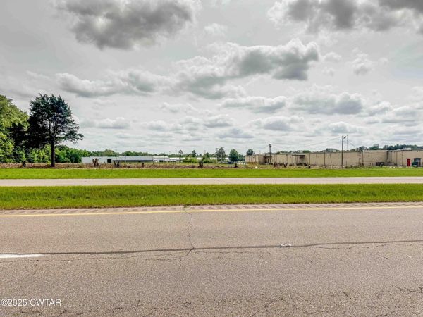 00 Central North Avenue , Humboldt, TN 38343