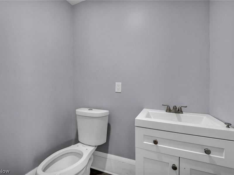 950 Haynes Street, Akron, OH 44307 Photo 20