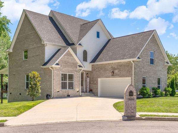 2606 Steeplechase Ct, Clarksville, TN 37043