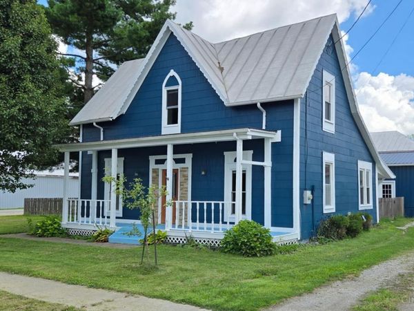 10070 St Rt 132, Pleasant Plain, OH 45162