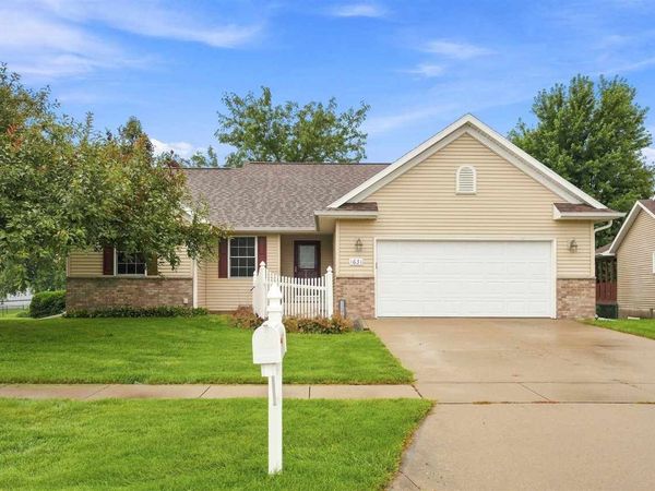 1631 Wetherby, Iowa City, IA 52240