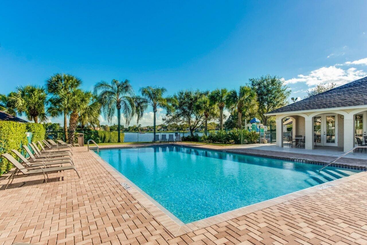 12842 Meadowbend Drive, Wellington, FL 33414 Photo
