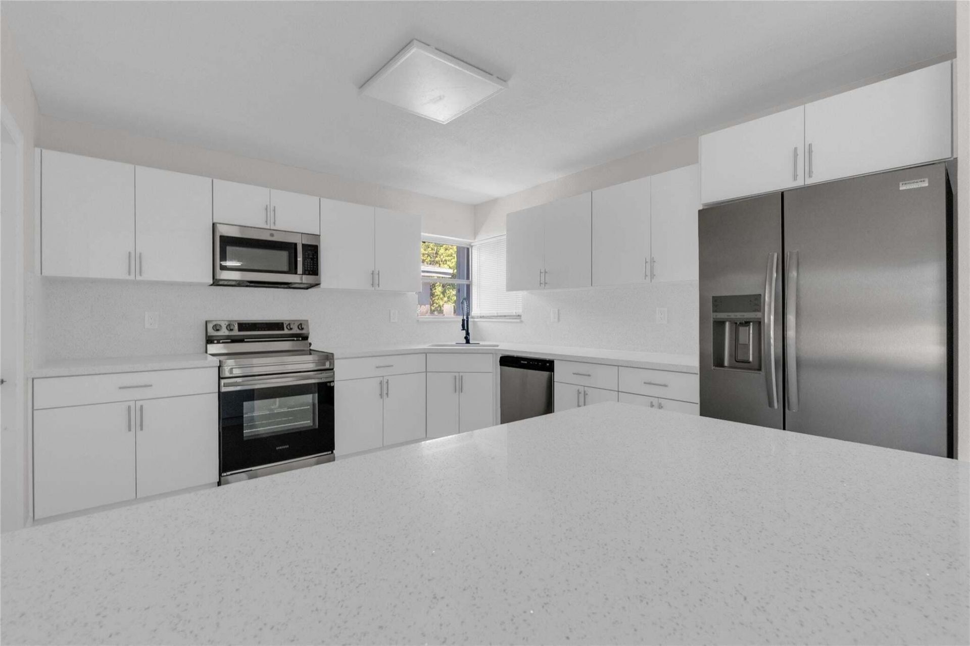 200 NW 33rd Terrace, Lauderhill, FL 33311 Photo