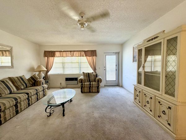 348 NORTHAMPTON Q, West Palm Beach, FL 33417