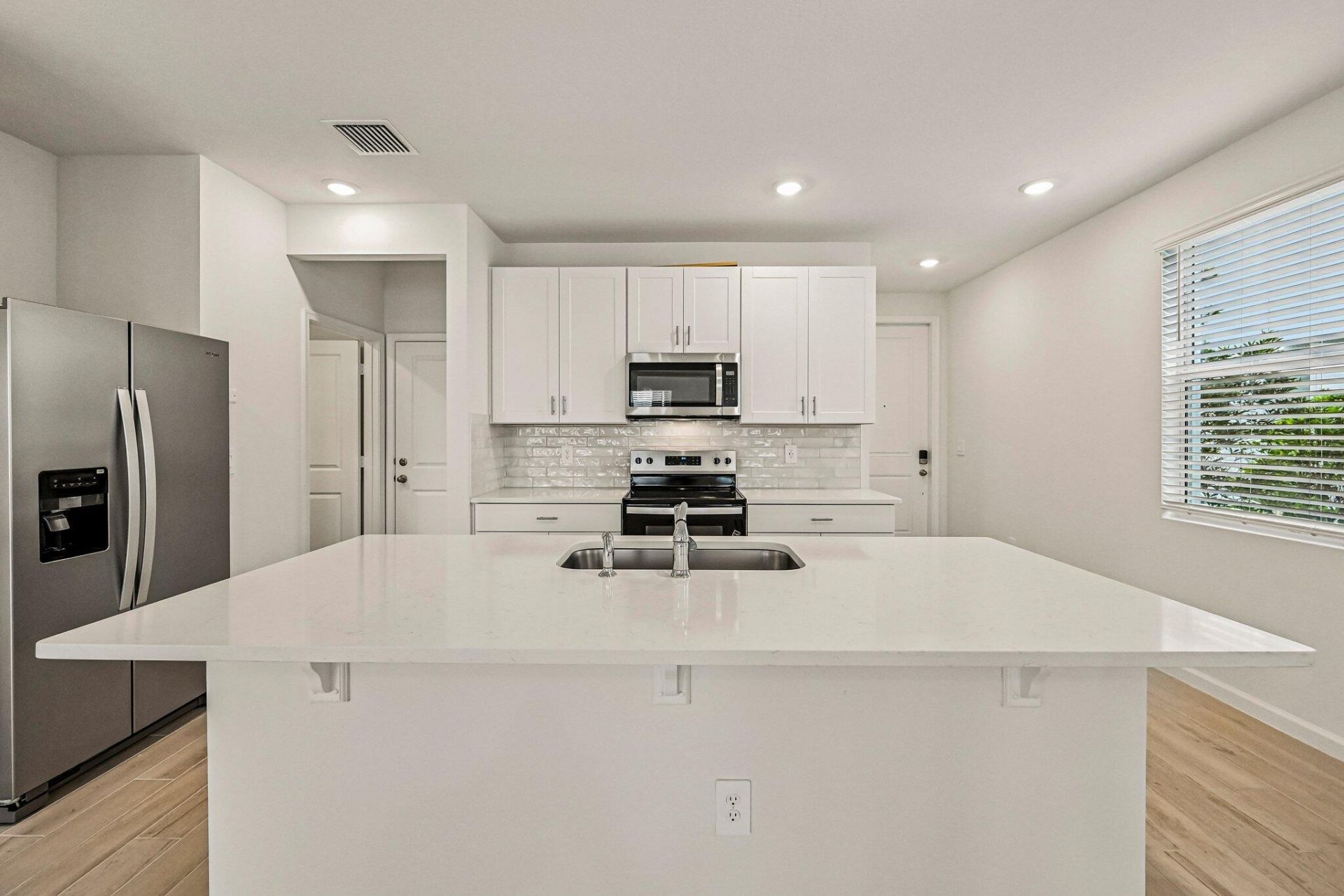 643 Salisbury Circle, Fort Pierce, FL 34982 Photo