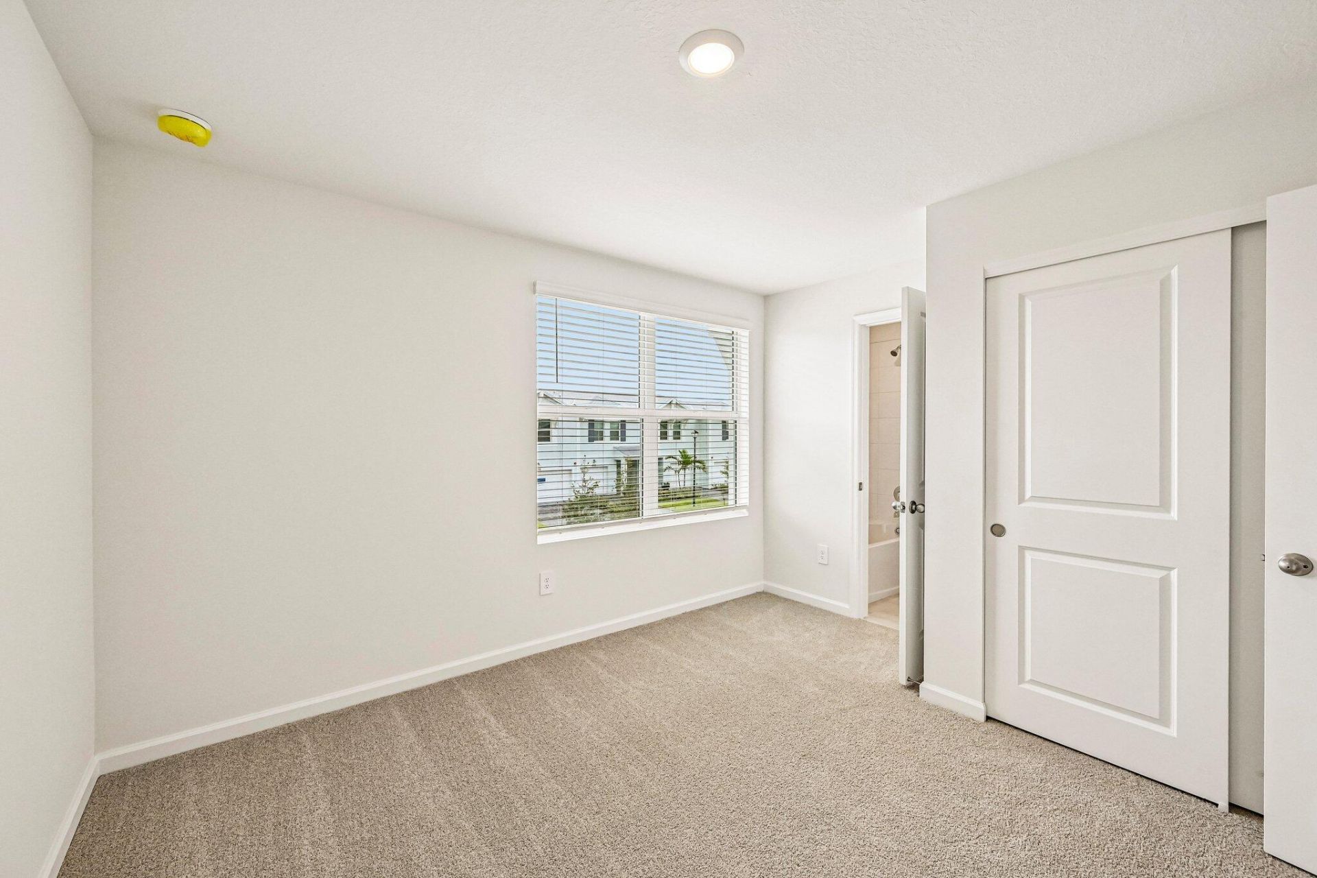 643 Salisbury Circle, Fort Pierce, FL 34982 Photo