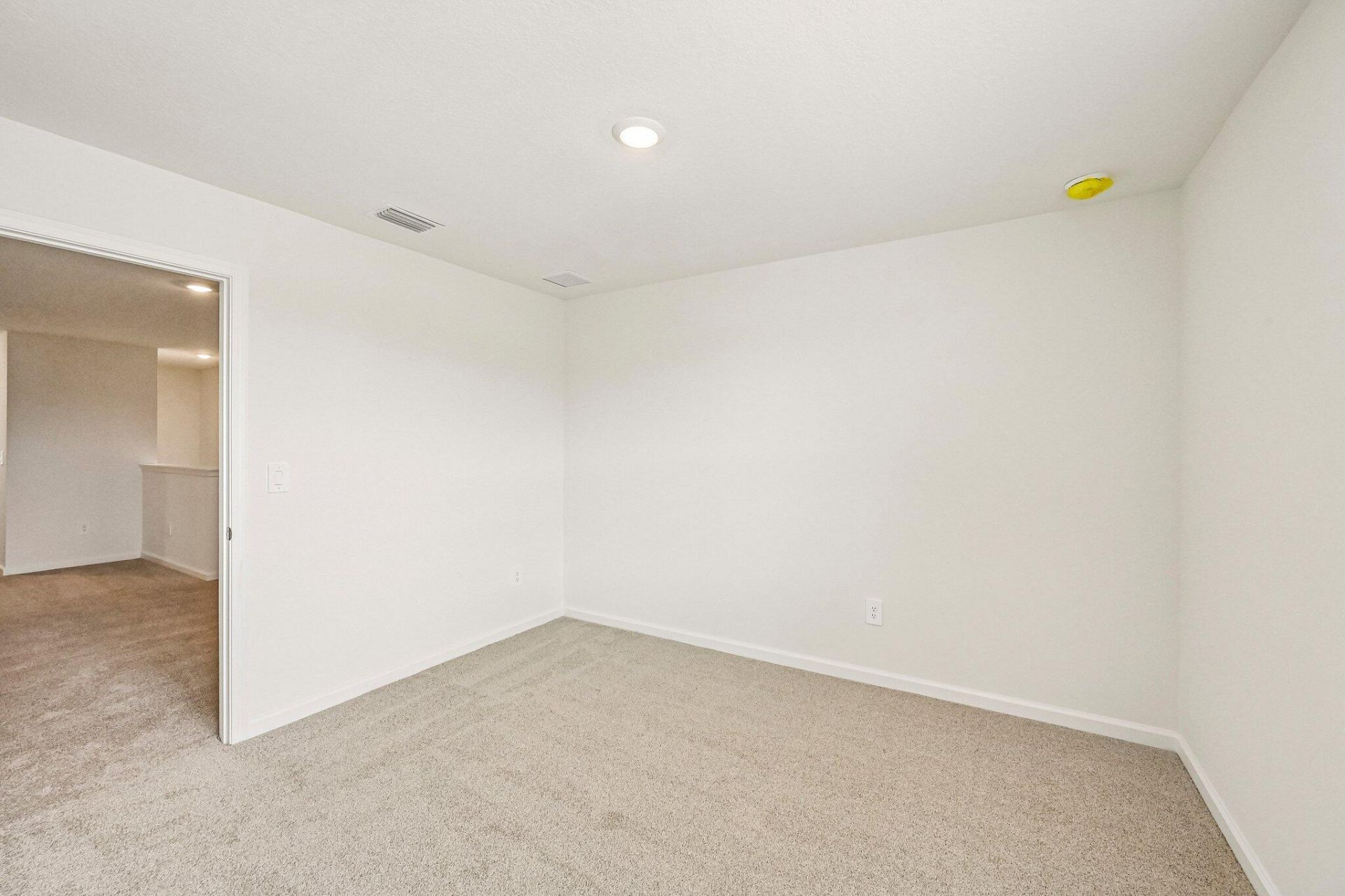 643 Salisbury Circle, Fort Pierce, FL 34982 Photo