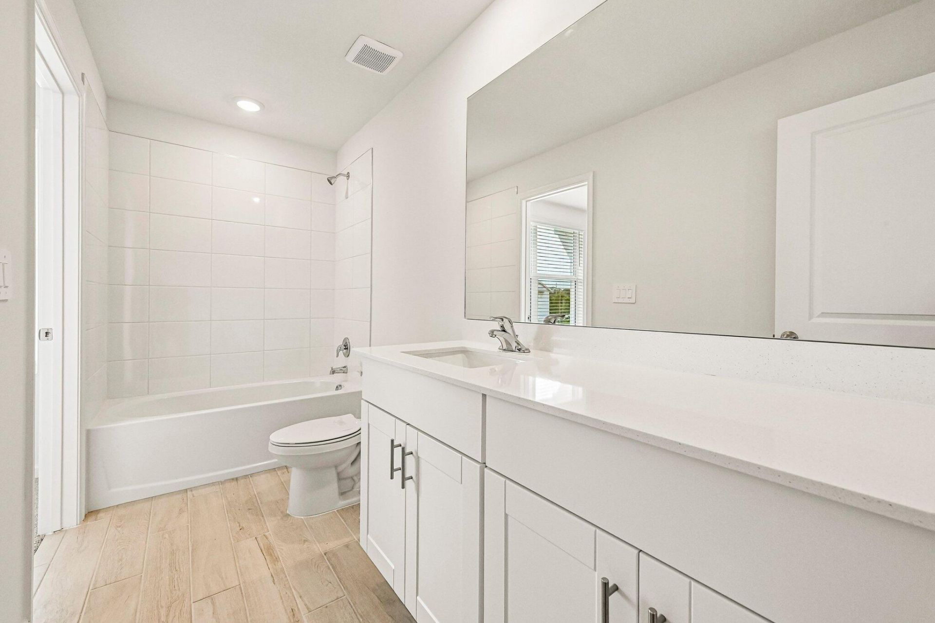 643 Salisbury Circle, Fort Pierce, FL 34982 Photo