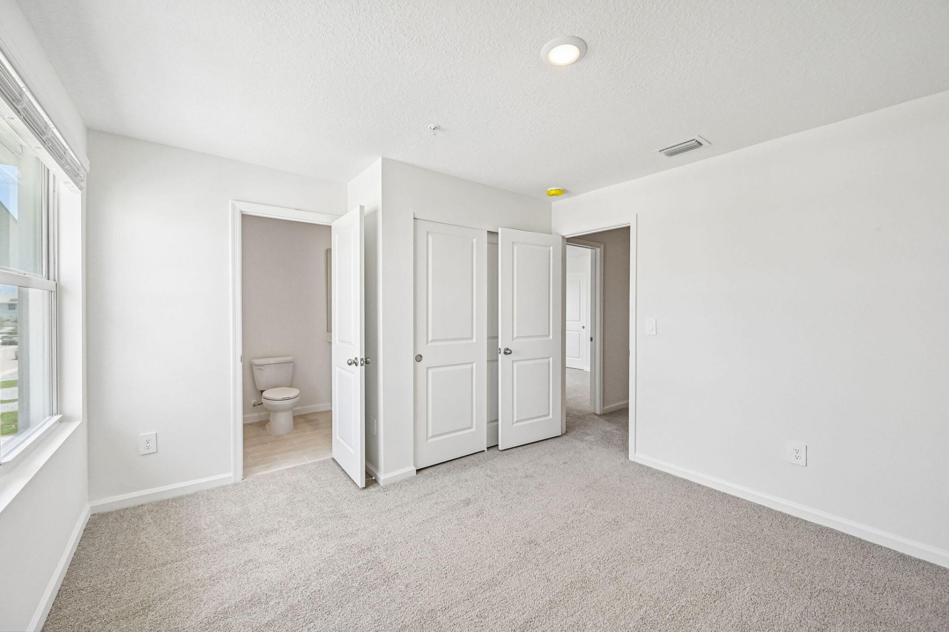 643 Salisbury Circle, Fort Pierce, FL 34982 Photo