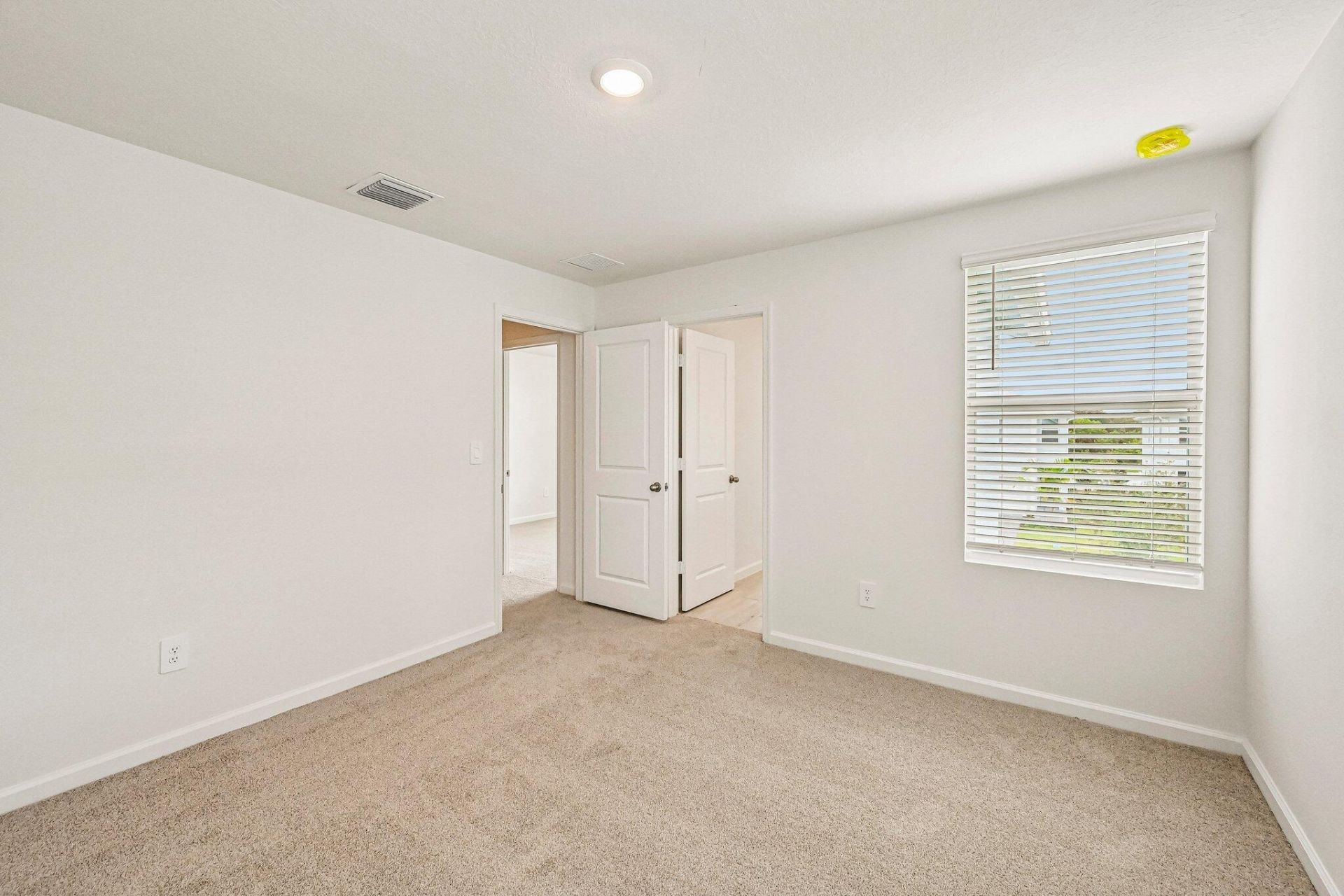 643 Salisbury Circle, Fort Pierce, FL 34982 Photo