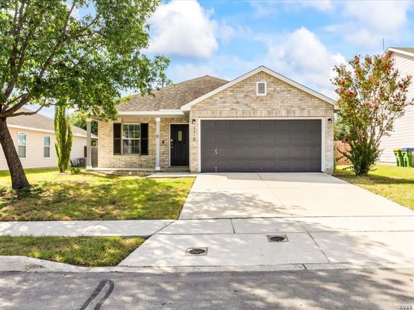 7718 Ruidoso Chase, Selma, TX 78154