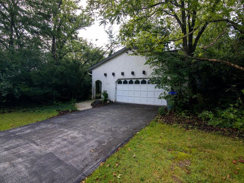 755 Clubview Boulevard S, Columbus, OH 43235 Photo 14