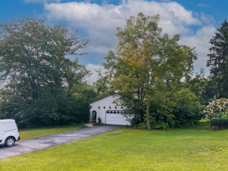 755 Clubview Boulevard S, Columbus, OH 43235 Photo 15