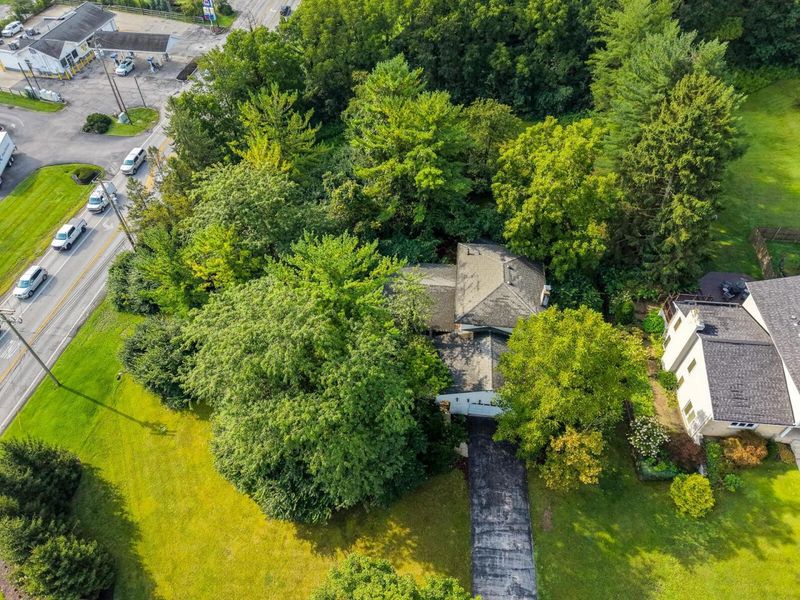 755 Clubview Boulevard S, Columbus, OH 43235 Photo 5
