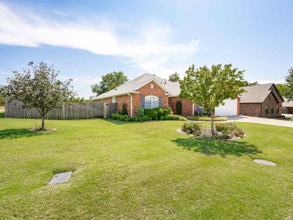 421 E Amethyst Avenue, Stillwater, OK 74075