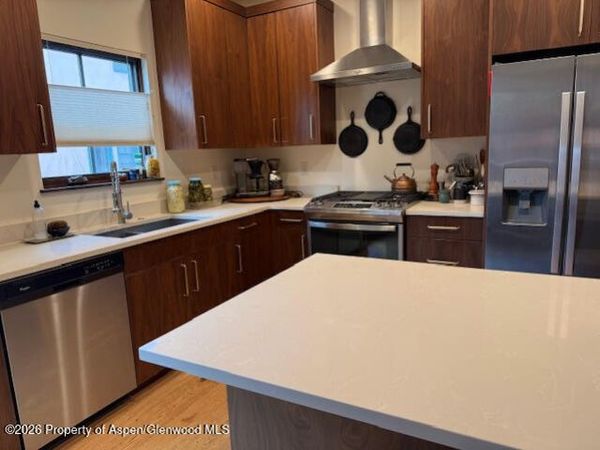 933 Main Street, Carbondale, CO 81623