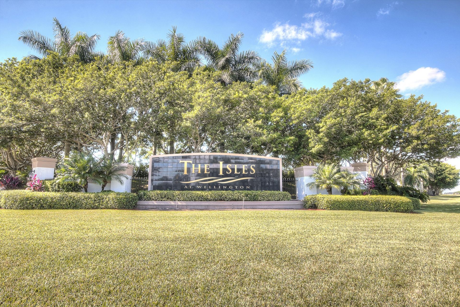4050 Bluff Harbor Way, Wellington, FL 33449 Photo