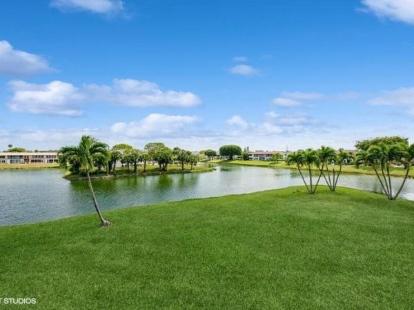 118 SOMERSET F, West Palm Beach, FL 33417