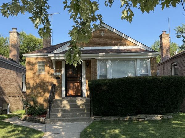 14211 S Wentworth Avenue , Riverdale, IL 60827