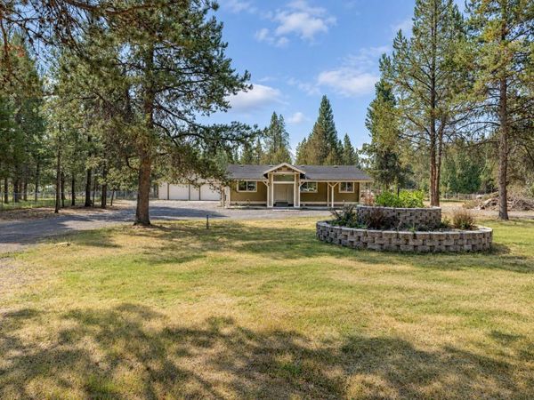 17045 West Drive, La Pine, OR 97739