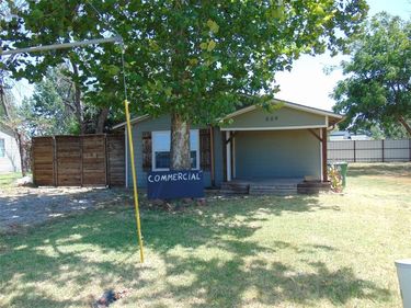 809 Chestnut, Aubrey, TX 76227