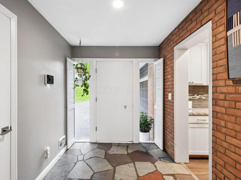 3727 Sunset Drive, Upper Arlington, OH 43221 Photo 8