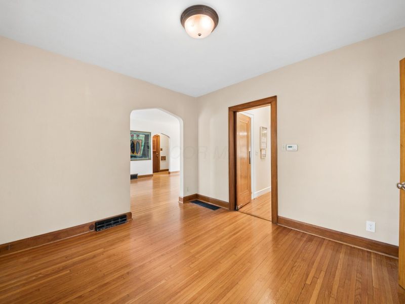393 Mimring Road, Columbus, OH 43202 Photo 18