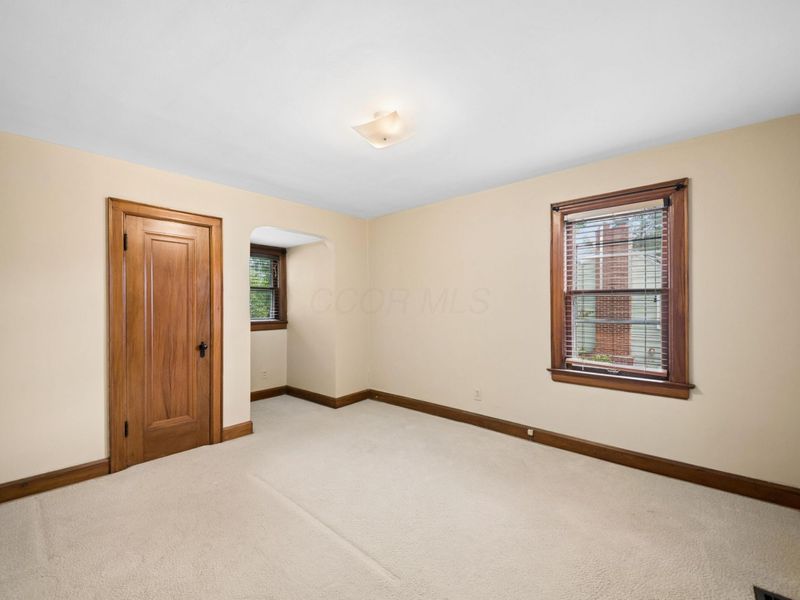 393 Mimring Road, Columbus, OH 43202 Photo 37