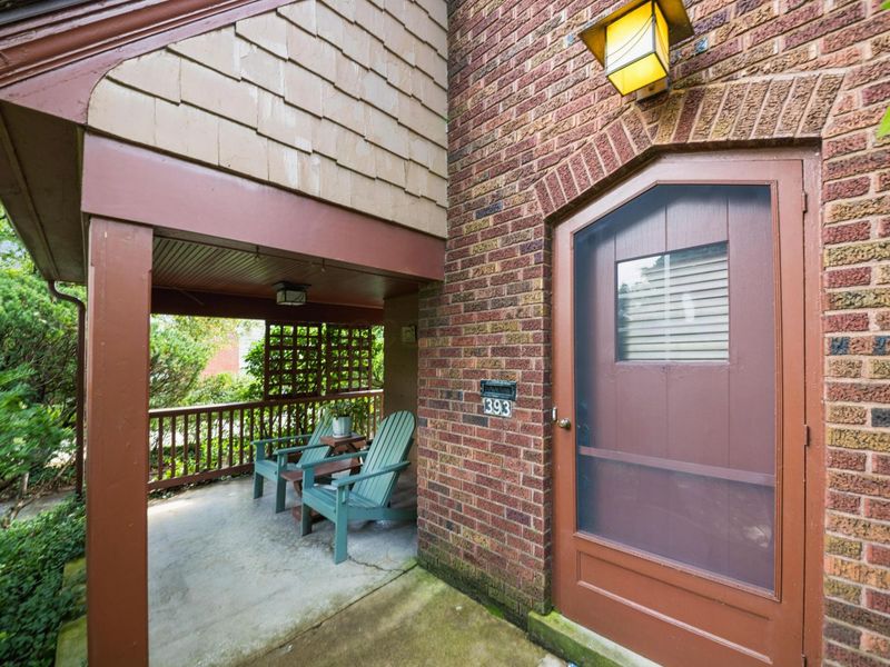 393 Mimring Road, Columbus, OH 43202 Photo 9